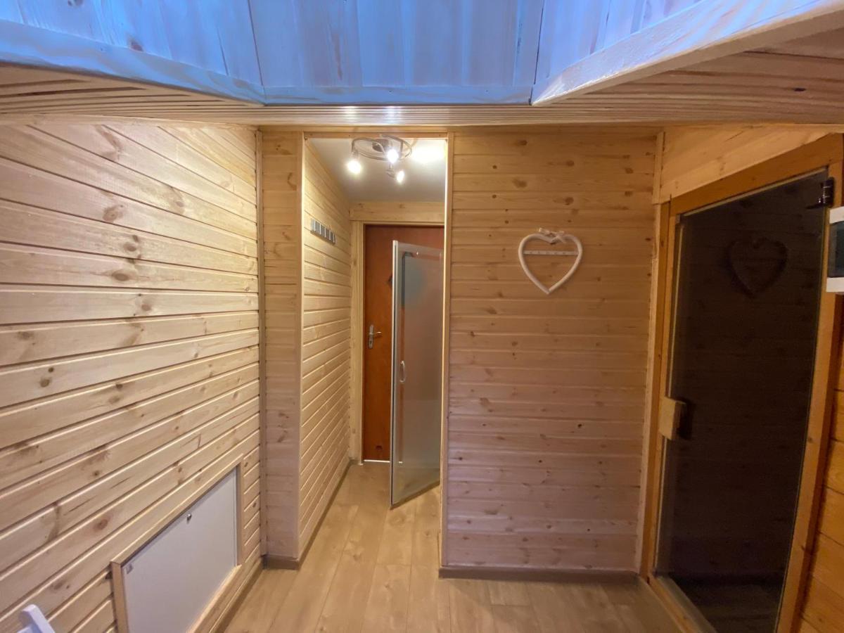 Hostel Piaseczno Пясечно Экстерьер фото