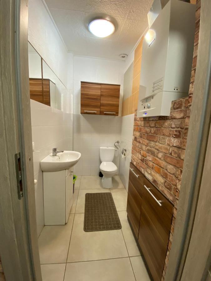 Hostel Piaseczno Пясечно Экстерьер фото