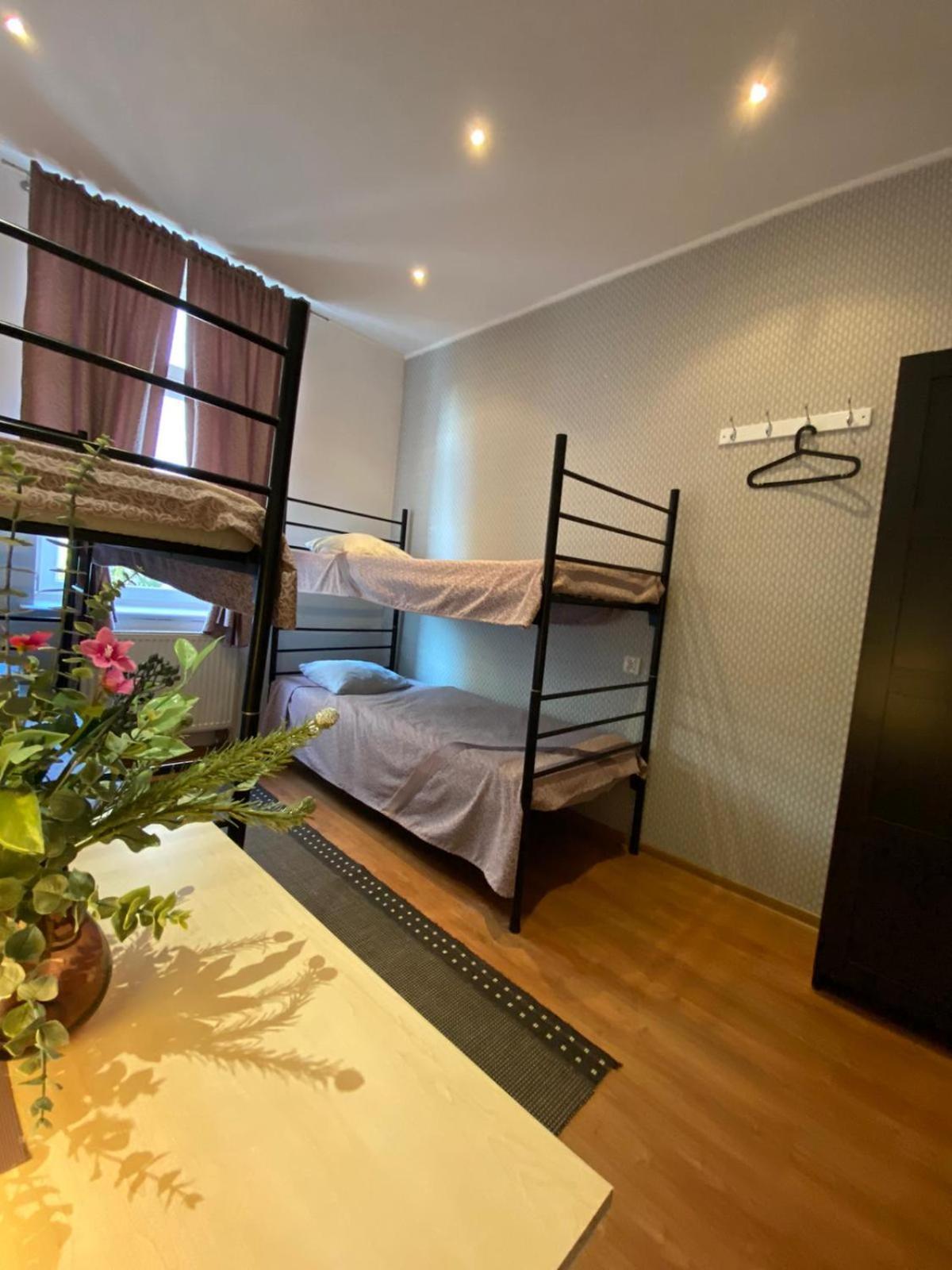 Hostel Piaseczno Пясечно Экстерьер фото
