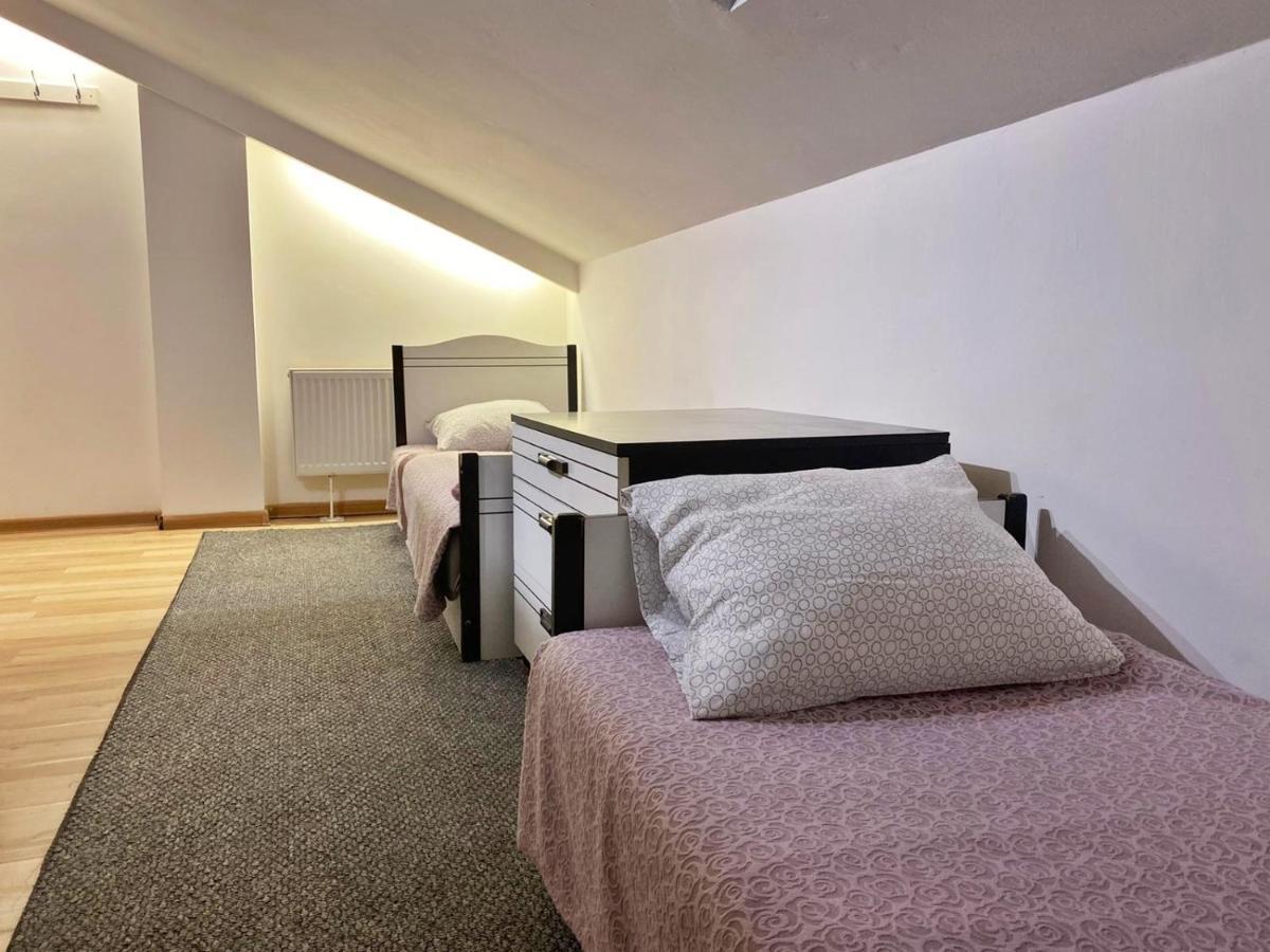 Hostel Piaseczno Пясечно Экстерьер фото
