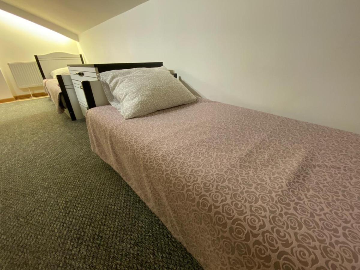 Hostel Piaseczno Пясечно Экстерьер фото